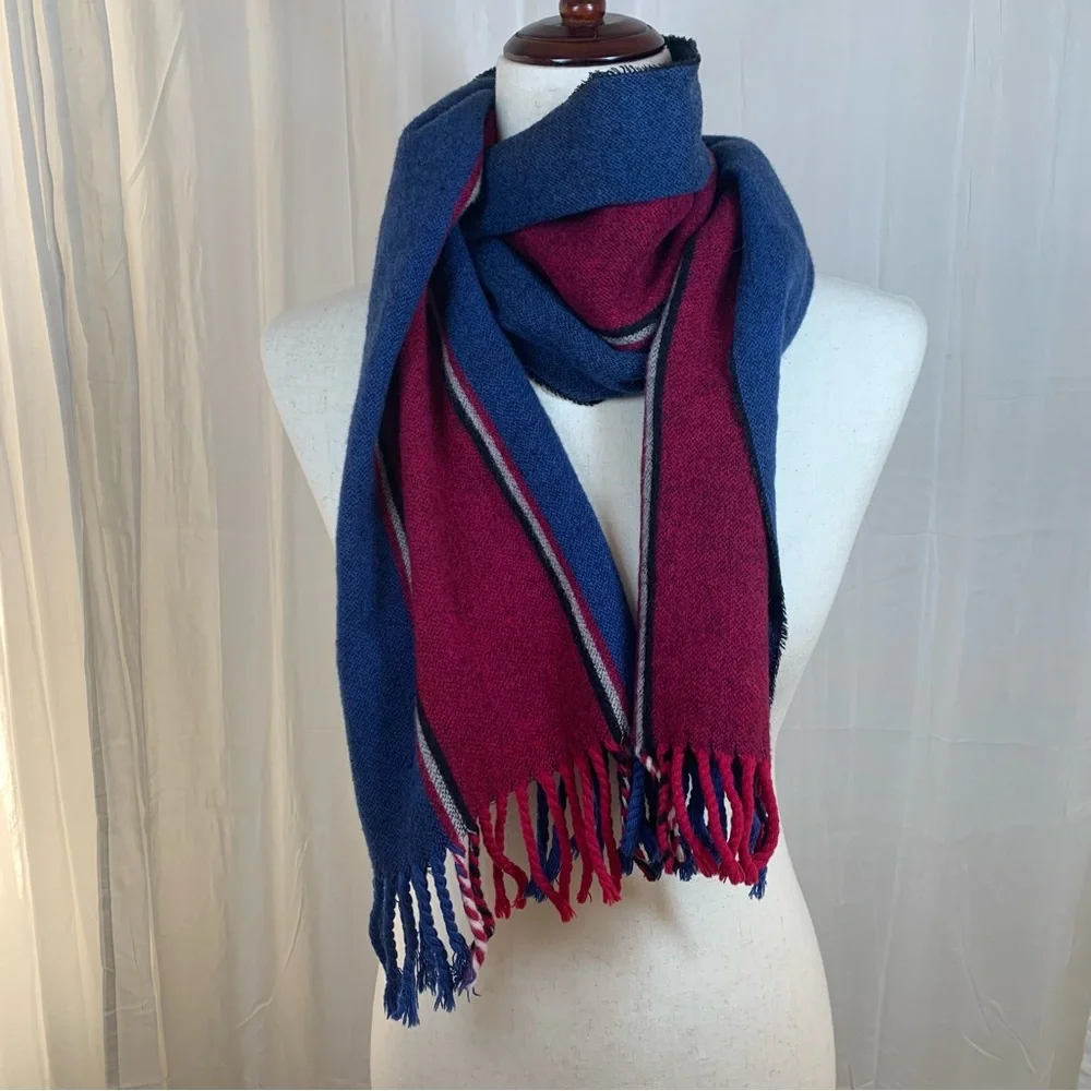 United Colors of Benetton 100% Wool Striped Scarf Navy‎ Red Black Beige